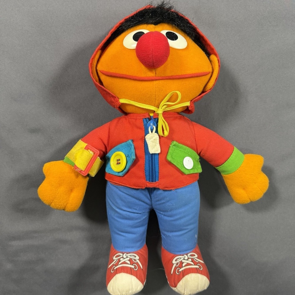 VTG 1990 Dress Me Up ERNIE Learn To Dress Plush Doll Sesame Street Playskool 13"